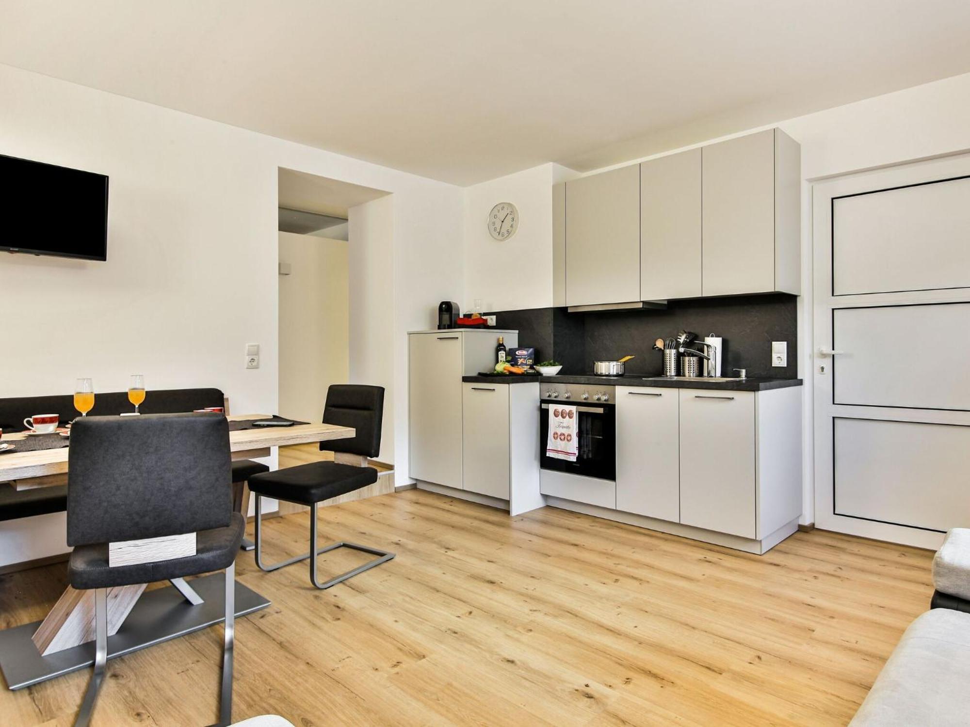Elegant Apartment In Inzing With Terrace Kültér fotó