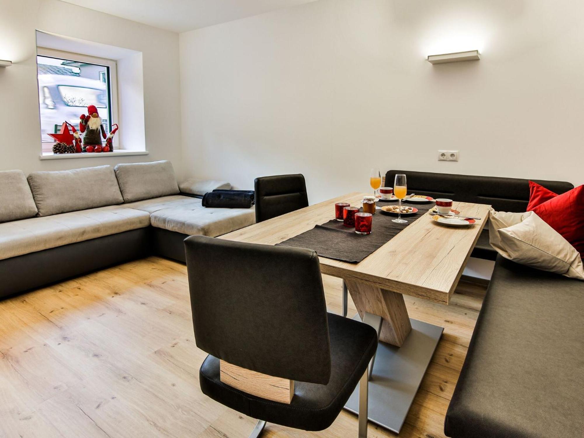 Elegant Apartment In Inzing With Terrace Kültér fotó